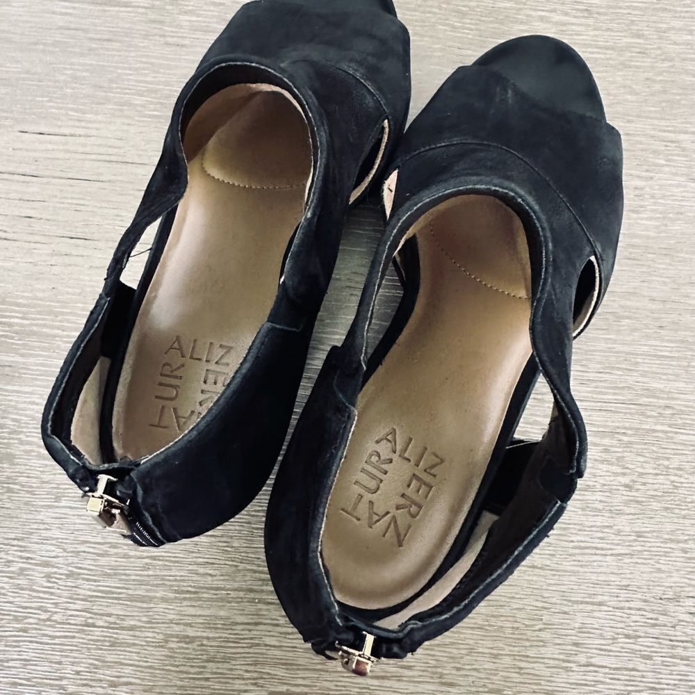 Naturalizer Black Leather Block Wedge Heel Sandals 9 - Picture 5 of 8